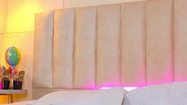 AlynAllen's Live XXX Chat