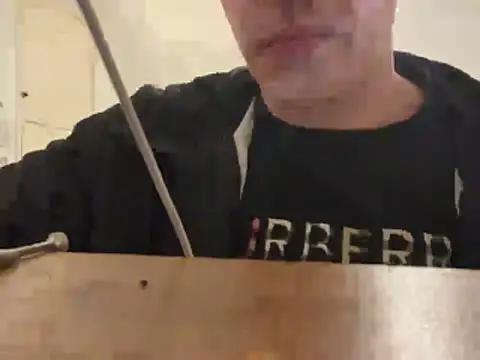 Chat +18 de malcolm2334 ao vivo