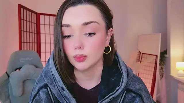 AvaFlower live XXX chat