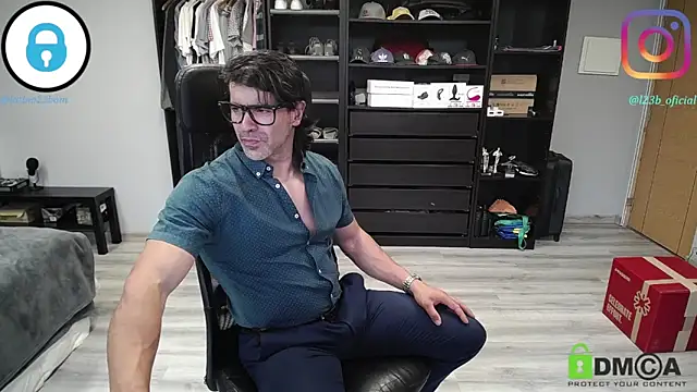 latinoo23bom webkamerás műsora