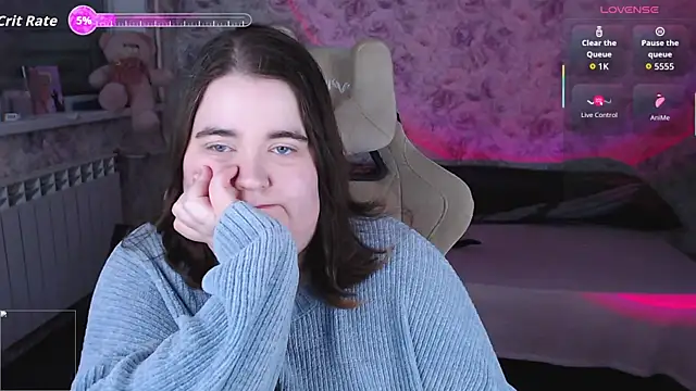 Estelle_Hicks: онлайн-секс-чат