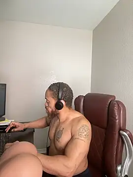 Fathero1time Chat XXX in diretta