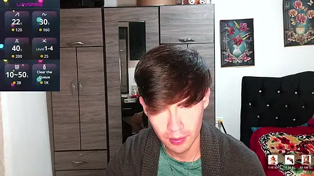 samael1107 Adlı Modelin Canlı XXX Sohbeti