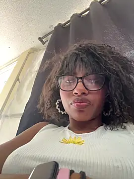 Morena_fire's Live XXX Chat