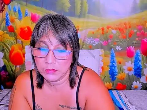 indianroxy Chat XXX live