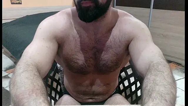 Show modela alieninhumanbody1 na web-kameri