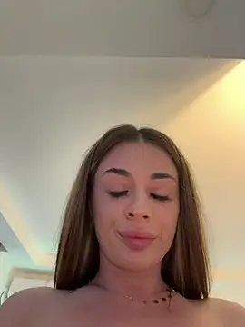 Chat XXX en directo de IsabellaEtthan