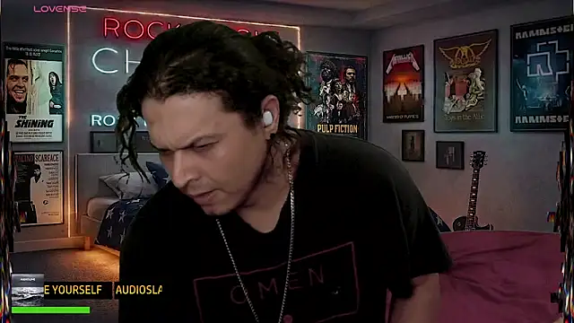 chino_roz Pertunjukan Webcam