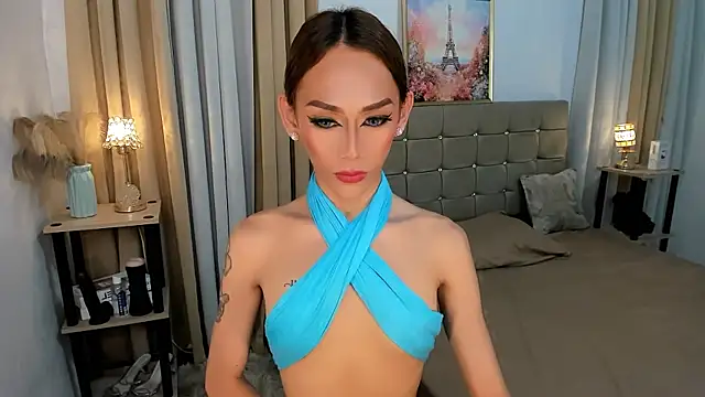 catiana_moore Show Webcam