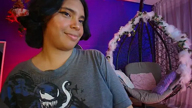 Онлайн чат XXX Emmapark_