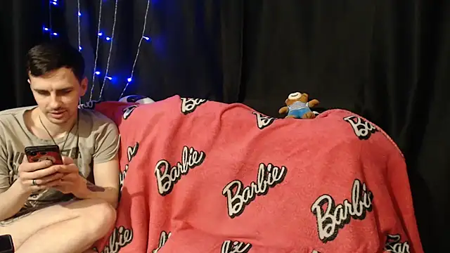 Milana69 现场XXX聊天