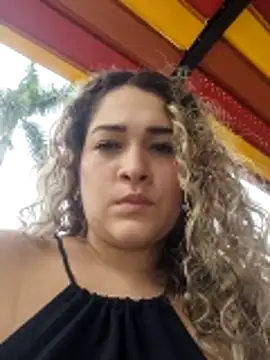 Pertunjukan Kamera Web Sara_smiiith211