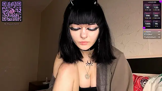 Chatroom XXX en direct de SmilingPatent