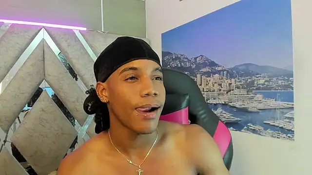 Show de axel_silva4 na webcam