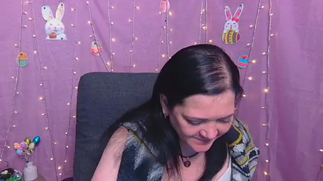 LauraFinn's Live XXX Chat