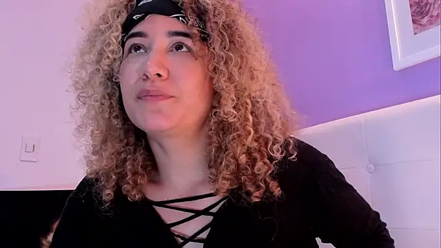 Charlotte11-11: онлайн-секс-чат