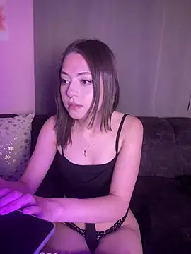 PrettyAmber Pertunjukan Webcam