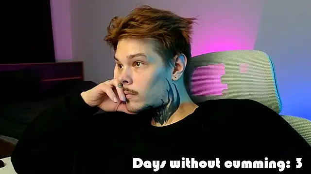 DENIS_HERE Webcam Show