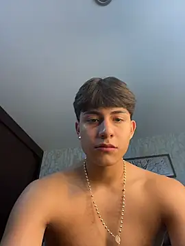 Онлайн чат XXX Lander_Cruz