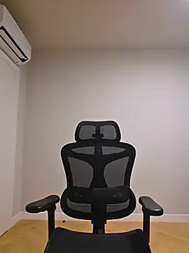 MiaRides19n Webbikameraesitys