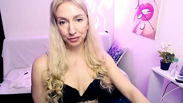 Cute_Smile_Shy's Live XXX Chat