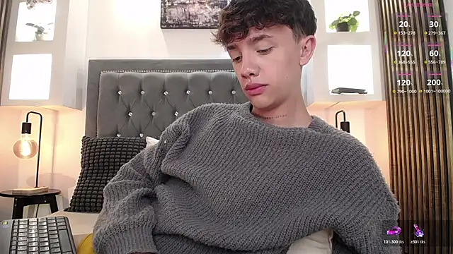 Tomy_Rox Live XXX Chat