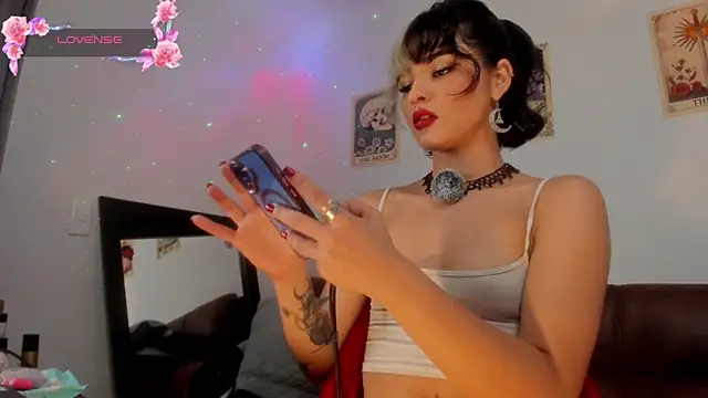 La_Diabla_111_ Live XXX-Chat