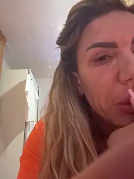 LoreennAny Chat XXX live