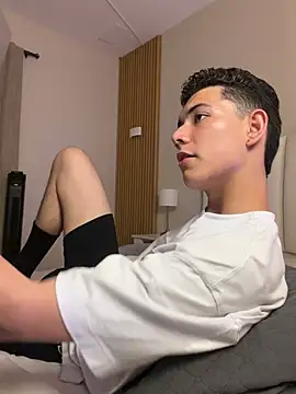 FireGuy_99's Webcam Show