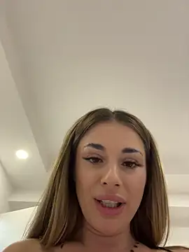 Chatroom XXX en direct de IsabellaEtthan