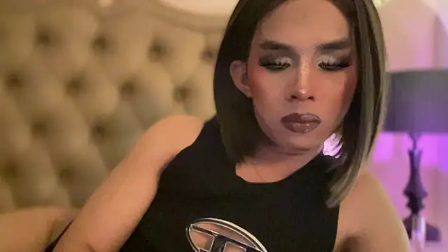 Worldclass_Maxxine_ Show in webcam