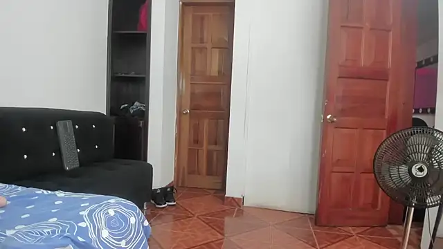 vfridaperのライブXXXチャット