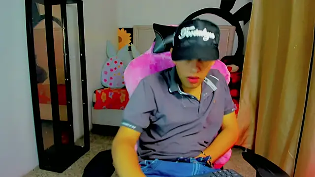 Онлайн чат XXX Top_and_bottom