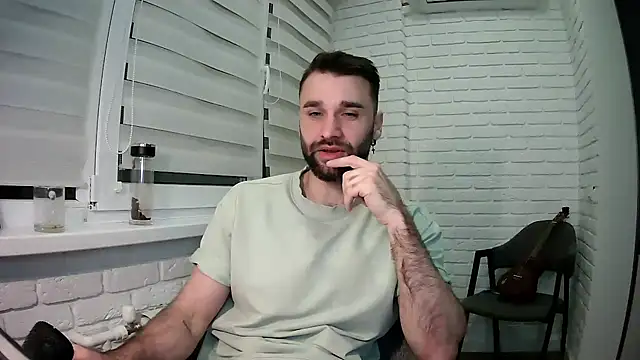 DaddySlava webcam show