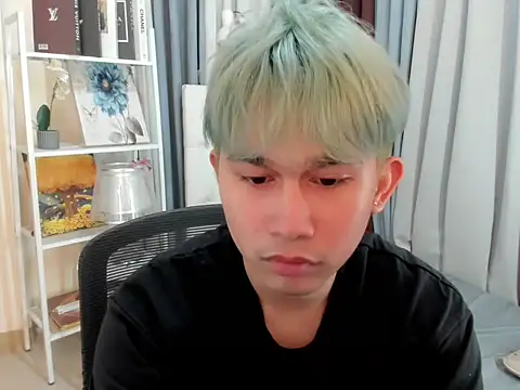 Chatroom XXX en direct de davincihugecock