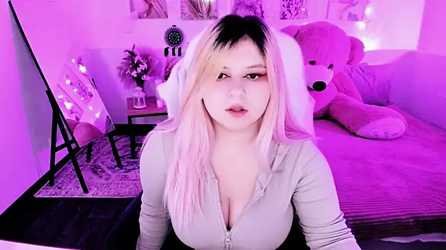 دردشة DiaAngell الجنسية المباشرة