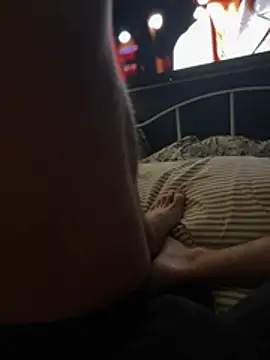 perence007: διαδικτυακό σόου στην κάμερα