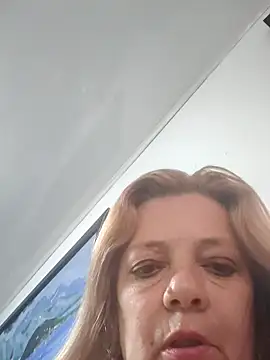 Онлайн чат XXX karlaanqui1