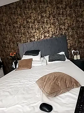 Show modela I_amAhille na web-kameri