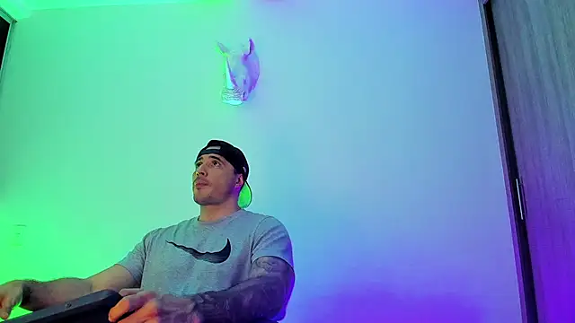 Dagoti 现场XXX聊天