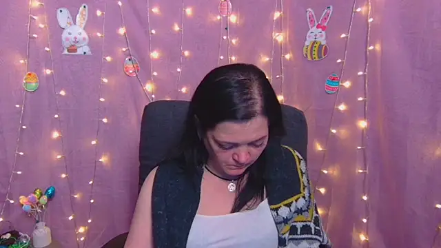 LauraFinn – Naživo XXX chat