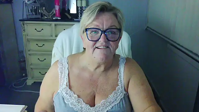 Chat XXX en directo de BridgetBlueEyes