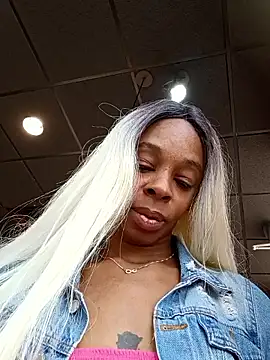 Jasmine_FullsShine Show in webcam