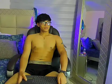 Вебкам-шоу mathias_oberlin