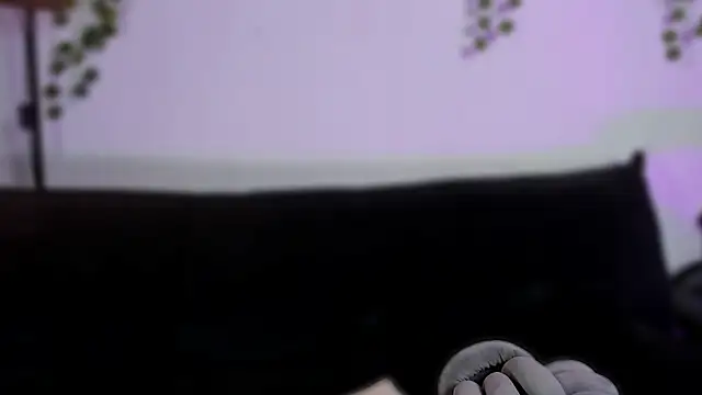 sara_doll77 现场XXX聊天