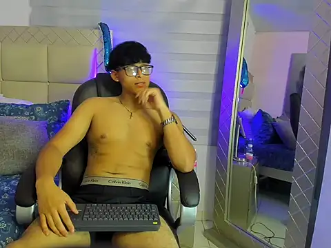 Вебкам-шоу mathias_oberlin