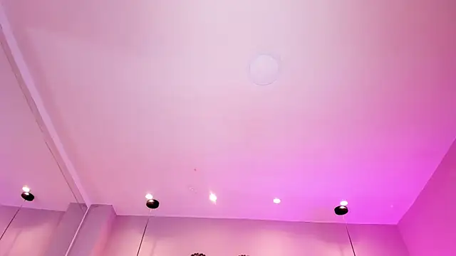 ArianaGolden's Live XXX Chat