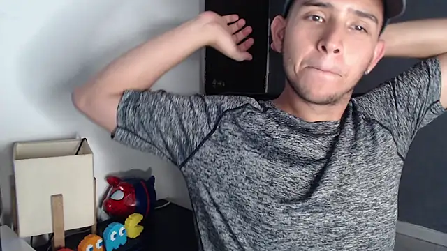 harold_18_ Webcamshow