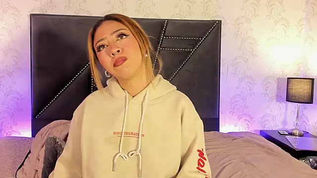 franchescamm 现场XXX聊天