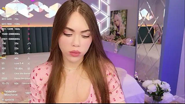 MimiForce live XXX chat